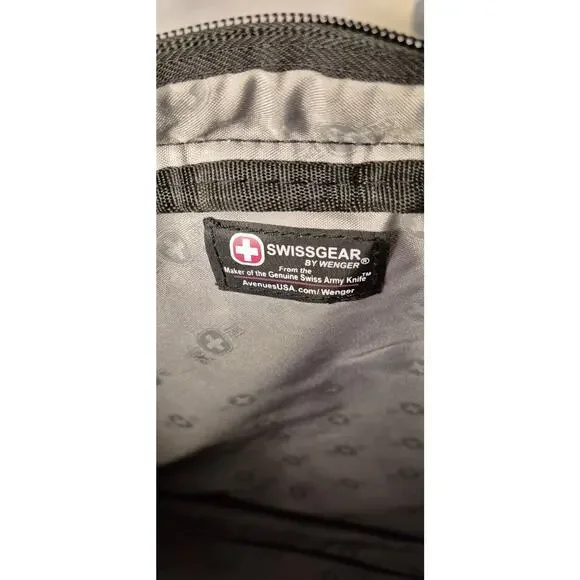 Swiss Gear Wenger padded laptop bag briefcase shoulder strap 18" x 13" black - Picture 8 of 13